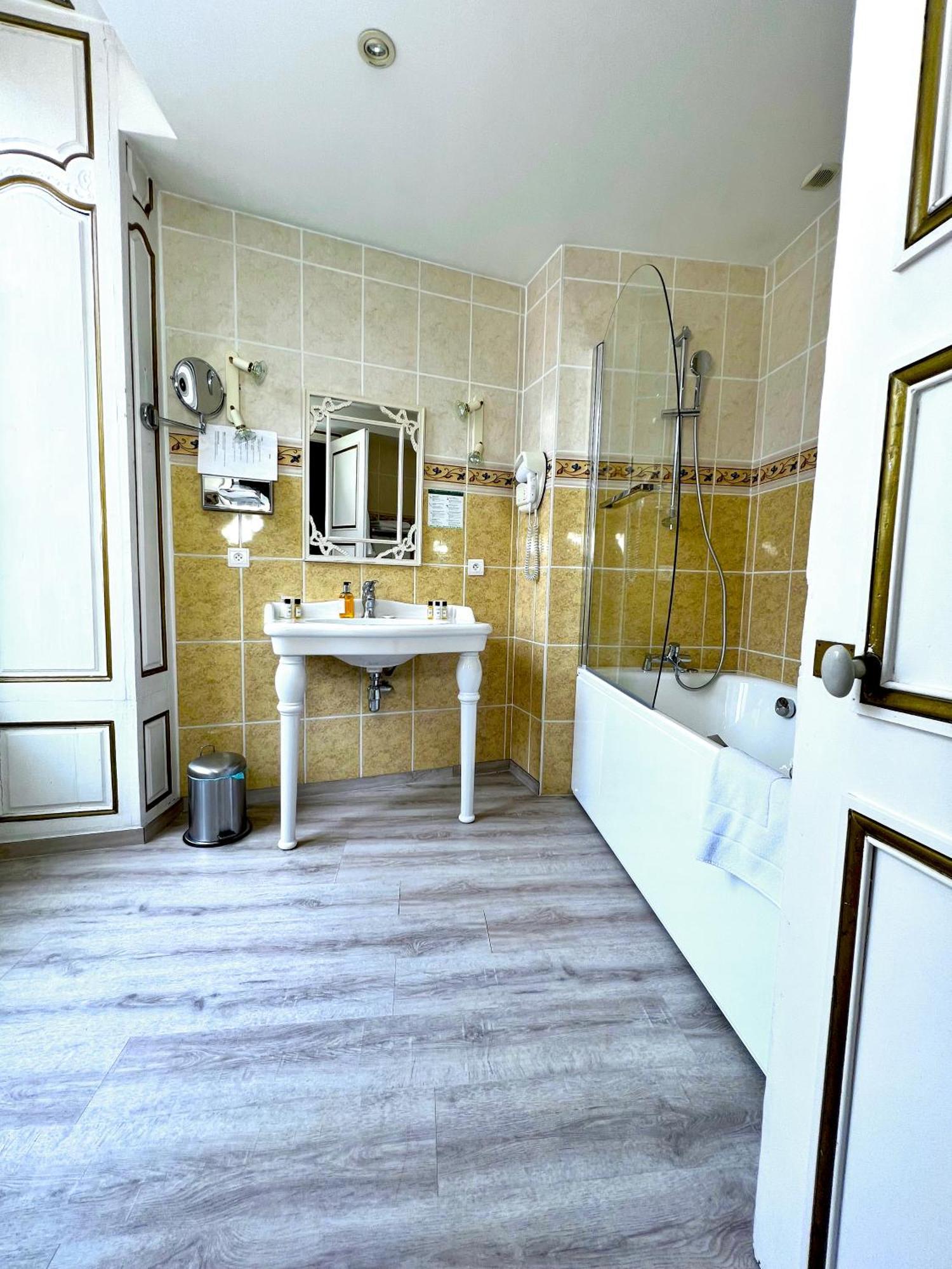 De La Poste Hotel 3*